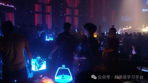 电影 酒吧 在线视频,繁华背后的情感漩涡